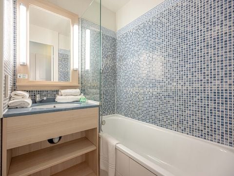 Studio 4 personnes - 1 coin nuit - Climatisation - Terrasse ou balcon