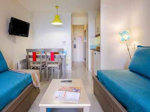 Studio 5 personnes - 1 coin nuit - Terrasse ou balcon