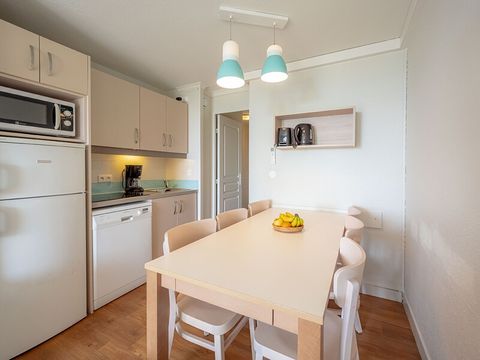 Appartement 6 personnes - 1 chambre + 1 coin nuit - Climatisation - Terrasse ou balcon