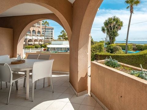 Appartement 6 personnes - 1 chambre + 1 coin nuit - Climatisation - Terrasse ou balcon