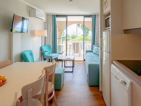 Appartement 6 personnes - 1 chambre + 1 coin nuit - Climatisation - Terrasse ou balcon