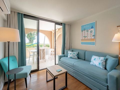 Appartement 6 personnes - 1 chambre + 1 coin nuit - Climatisation - Terrasse ou balcon