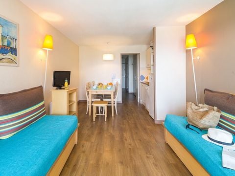 Appartement 7 personnes - 1 chambre + 1 coin nuit - Vue sur la mer - Terrasse ou balcon