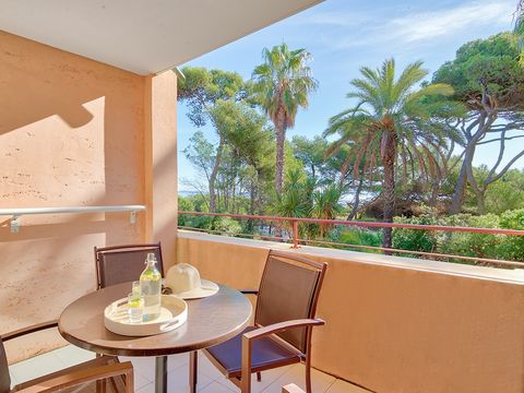 APPARTEMENT 4 personnes - 1 chambre – Terrasse ou balcon – Vue jardin