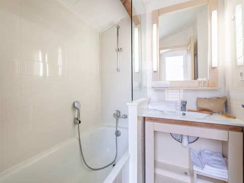 APPARTEMENT 6 personnes - - 1 chambre + 1 alcôve - Terrasse ou balcon - Vue sur la mer - Exposition sud