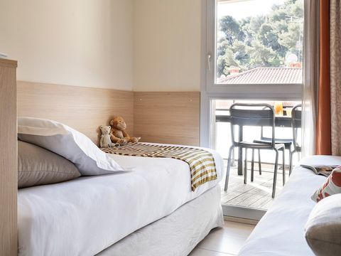 APPARTEMENT 6 personnes - 2 chambres à coucher - Balcon - Exposition sud - Climatisé - Rénové