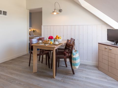 APPARTEMENT 4 personnes - - 1 chambre - Terrasse ou balcon - Vue sur la mer