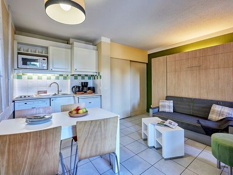 STUDIO 4 personnes - Studio - 1 coin nuit - Terrasse ou balcon - Rénové
