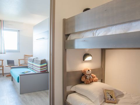 STUDIO 4 personnes - Studio - 1 coin nuit - balcon