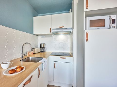 STUDIO 4 personnes -  4 personnes + 1 coin nuit - Balcon - Vue mer - Rénové