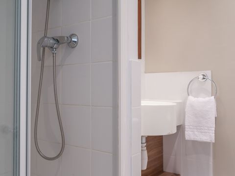 APPARTEMENT 6 personnes - - 1 chambre + 1 alcôve - Terrasse ou balcon