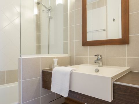 APPARTEMENT 6 personnes - - 1 chambre + 1 alcôve - Terrasse ou balcon