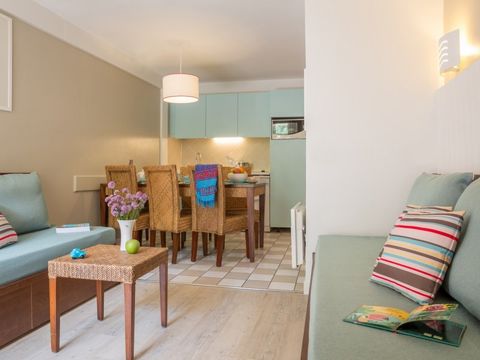 APPARTEMENT 6 personnes - - 1 chambre + 1 alcôve - Terrasse ou balcon