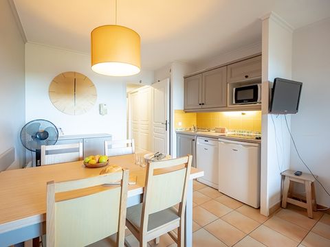 Appartement 4 personnes - 1 chambre - Terrasse ou balcon - Vue sur la mer - Climatisé