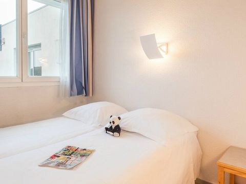 Appartement 6 personnes - 1 chambre - 1 coin - Nuit - Balcon