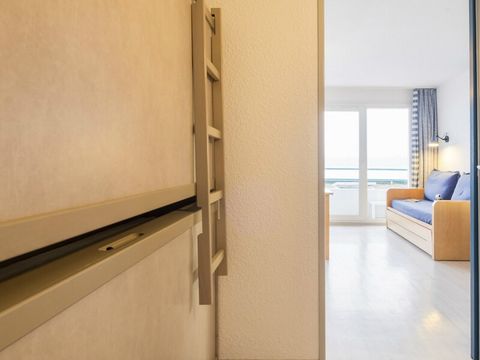 Appartement 6 personnes - 1 chambre - 1 coin - Nuit - Balcon