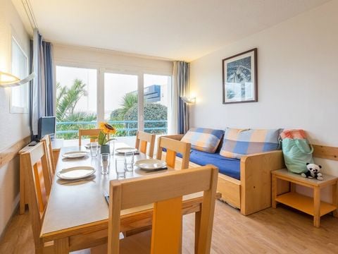 Appartement 6 personnes - 1 chambre - 1 coin - Nuit - Balcon