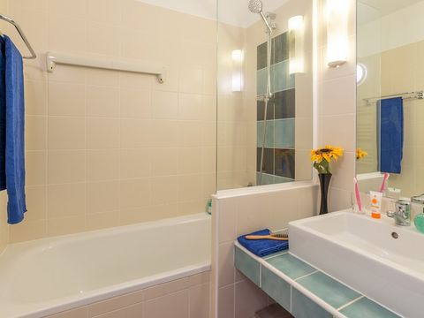 APPARTEMENT 5 personnes - 1 CHAMBRE - TERRASSE OU BALCON