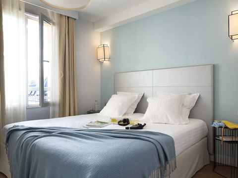 APPARTEMENT 8 personnes - 3 chambres - Terrasse ou balcon - Bâtiments portuaires