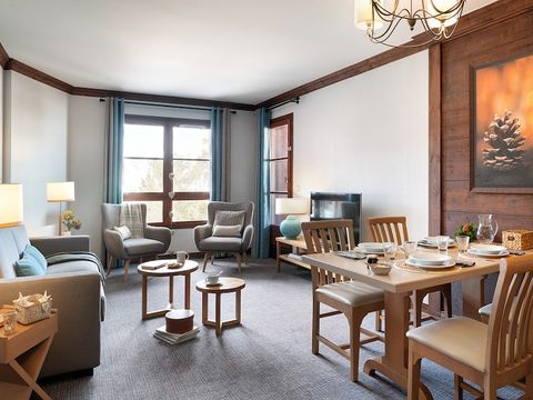 APPARTEMENT 4 personnes - 1 chambre - Piscine extérieure avec vue Mont Blanc 