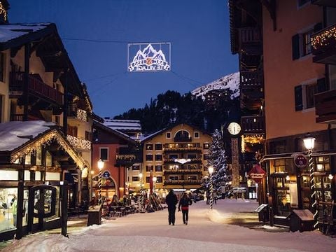 Pierre & Vacances Premium Résidence Arc 1950 Le Village - Camping Savoie - Image N°9