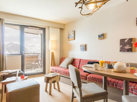 APPARTEMENT 4 personnes - 1 chambre - Balcon - Vue sur la montagne