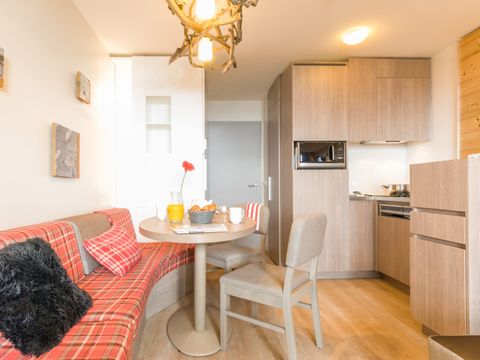 APPARTEMENT 4 personnes - 1 chambre - Balcon - Vue sur la montagne