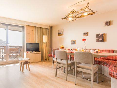 APPARTEMENT 6 personnes - 2 chambres - Balcon - Vue sur la montagne