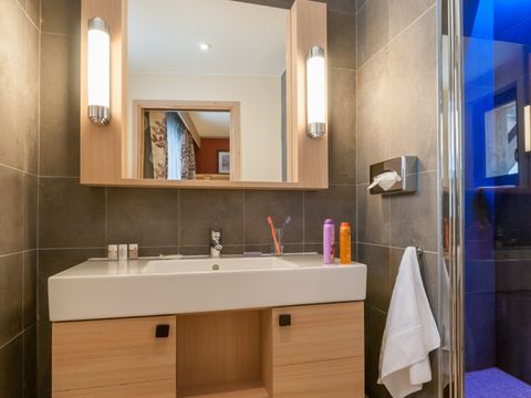 APPARTEMENT 6 personnes - 2 chambres - Balcon