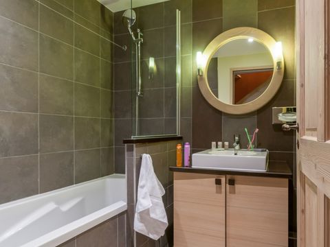 APPARTEMENT 6 personnes - 2 chambres - Balcon