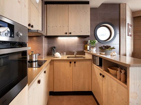 APPARTEMENT 8 personnes - 3 chambres - Balcon - Vue montagne dégagée