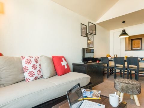 APPARTEMENT 6 personnes - 1 chambre + 1 coin nuit