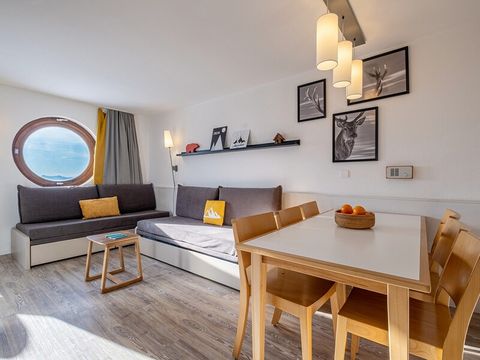 APPARTEMENT 6 personnes - 1 chambre + 1 coin nuit vue montagne dégagée