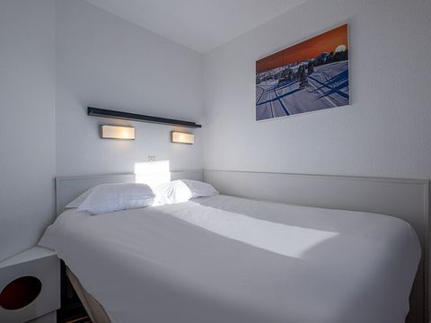 APPARTEMENT 6 personnes - 1 chambre + 1 coin nuit vue montagne dégagée