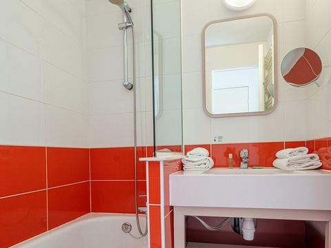 APPARTEMENT 6 personnes - 1 chambre + 1 coin nuit vue montagne dégagée