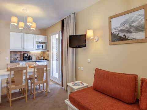 STUDIO 4 personnes - 1 coin nuit