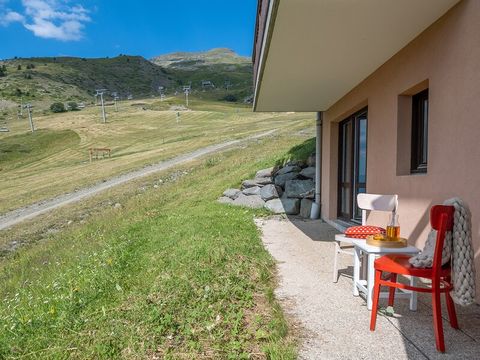 Appartement 6 personnes - 1 chambre - 1 coin - Nuit - Vue montagne