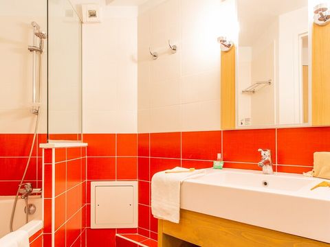 APPARTEMENT 4 personnes - (max. 3 adultes) Standard