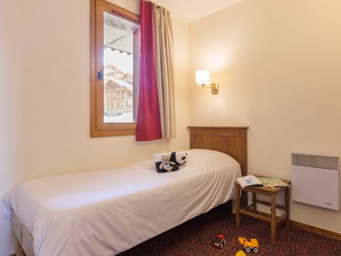 APPARTEMENT 4 personnes - - 1 COIN NUIT - VUE MONTAGNE 