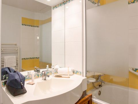 APPARTEMENT 4 personnes - - 1 COIN NUIT - VUE MONTAGNE 