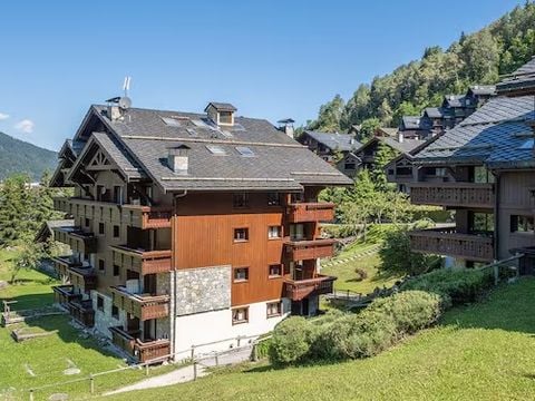 Pierre & Vacances Premium Résidence Les Fermes de Méribel - Camping Savoie - Image N°0