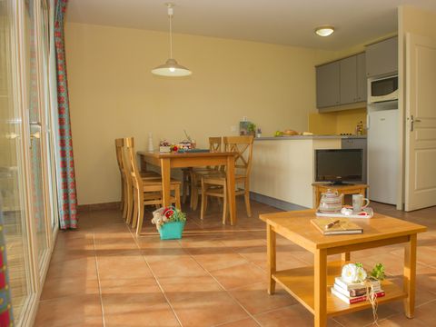 APPARTEMENT 7 personnes - 1 CHAMBRE + 1 COIN NUIT - TERRASSE OU BALCON