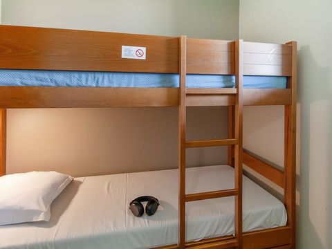 APPARTEMENT 7 personnes - 1 CHAMBRE + 1 COIN NUIT - TERRASSE OU BALCON