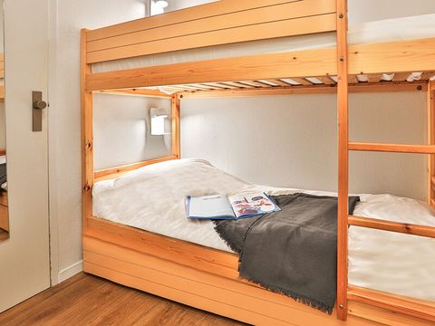 STUDIO 4 personnes - 1 coin nuit - Balcon