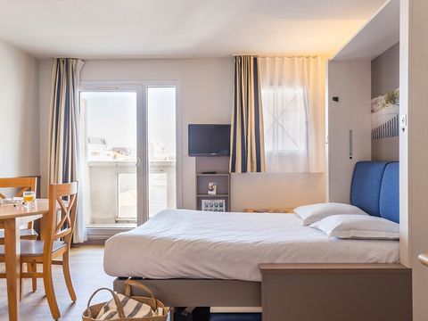 STUDIO 4 personnes - 1 coin nuit – Balcon