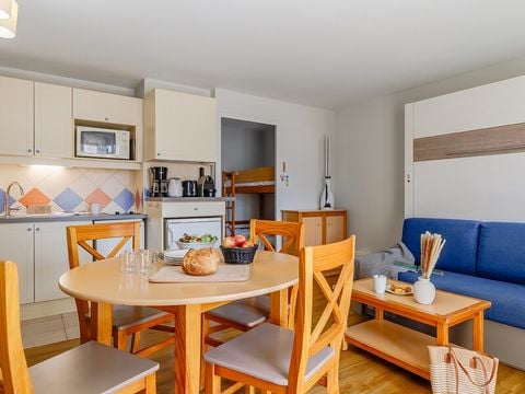 STUDIO 4 personnes - 1 coin nuit – Balcon