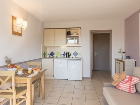 STUDIO 2 personnes - CLIMATISATION