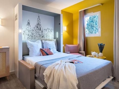 STUDIO 4 personnes - Studio 4 personnes, 1 coin nuit, balcon, climatisé, vue cour, rénové