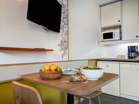 STUDIO 2 personnes - Studio 2 personnes, balcon, climatisé, rénové