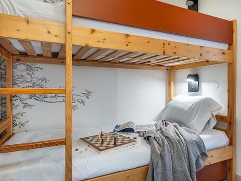 STUDIO 4 personnes - Studio 4 personnes, 1 coin nuit, balcon, climatisé, vue cour, rénové